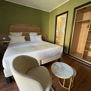 https://hotel-christel.hotels-rhonealpes.com